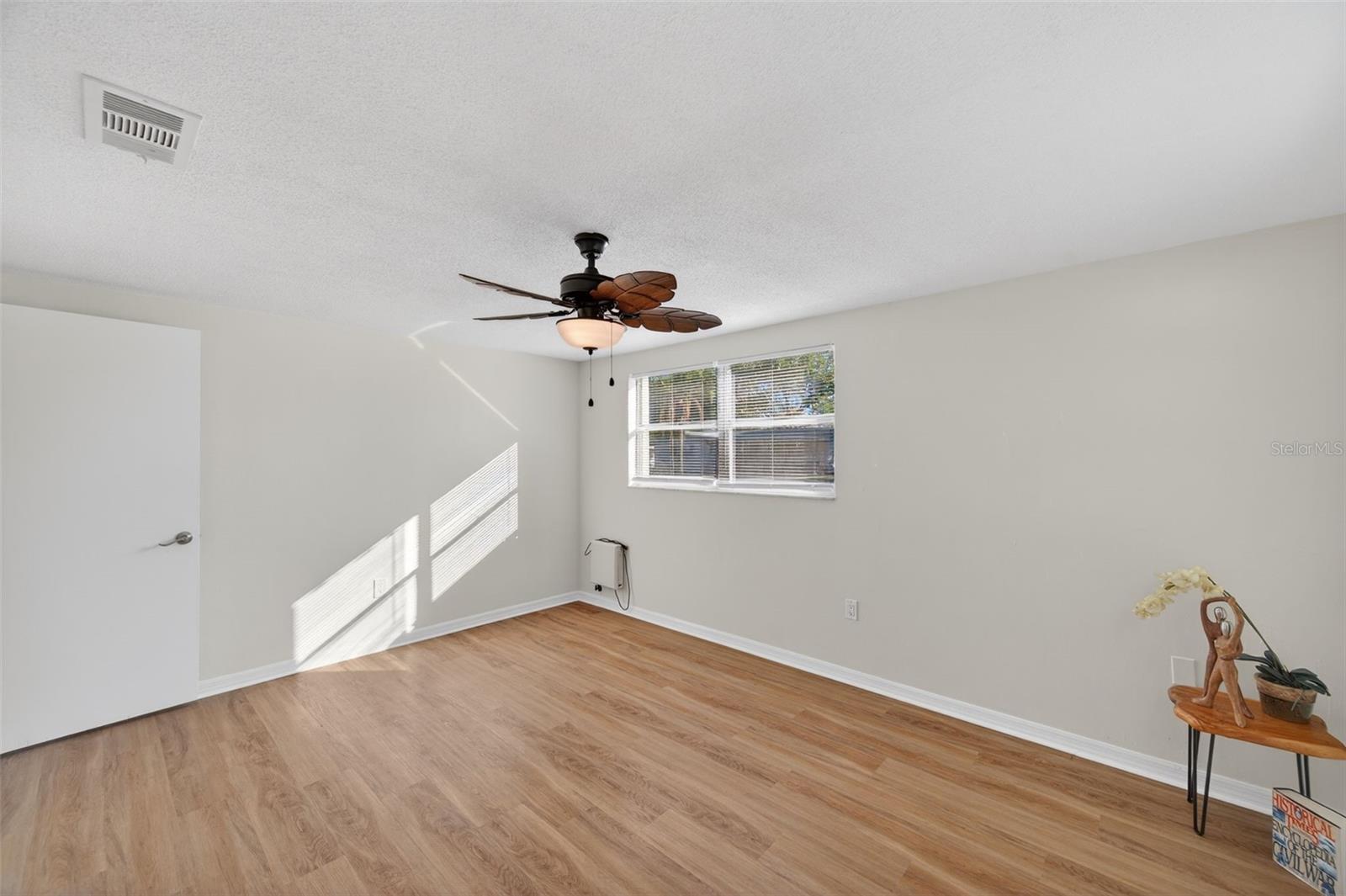 Image 34 of 60 For 7547 Cumber Drive