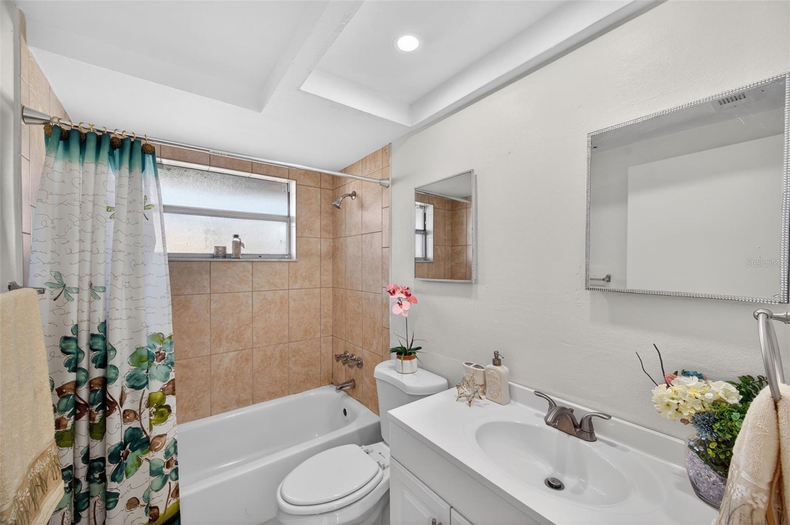 Image 40 of 60 For 7547 Cumber Drive