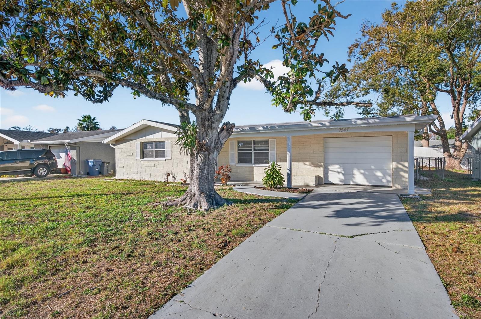 Image 5 of 60 For 7547 Cumber Drive