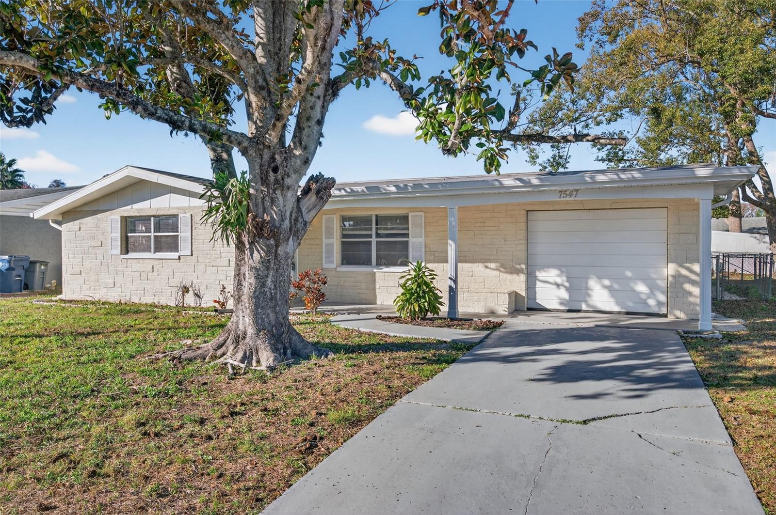 Image 6 of 60 For 7547 Cumber Drive