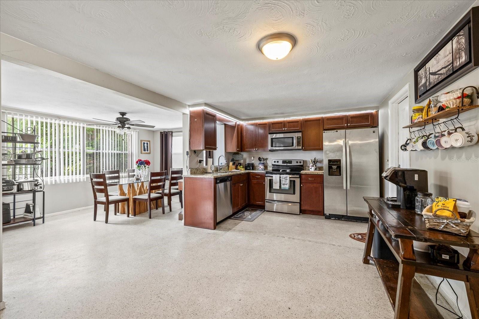 Image 5 of 23 For 3638 Bigelow Drive