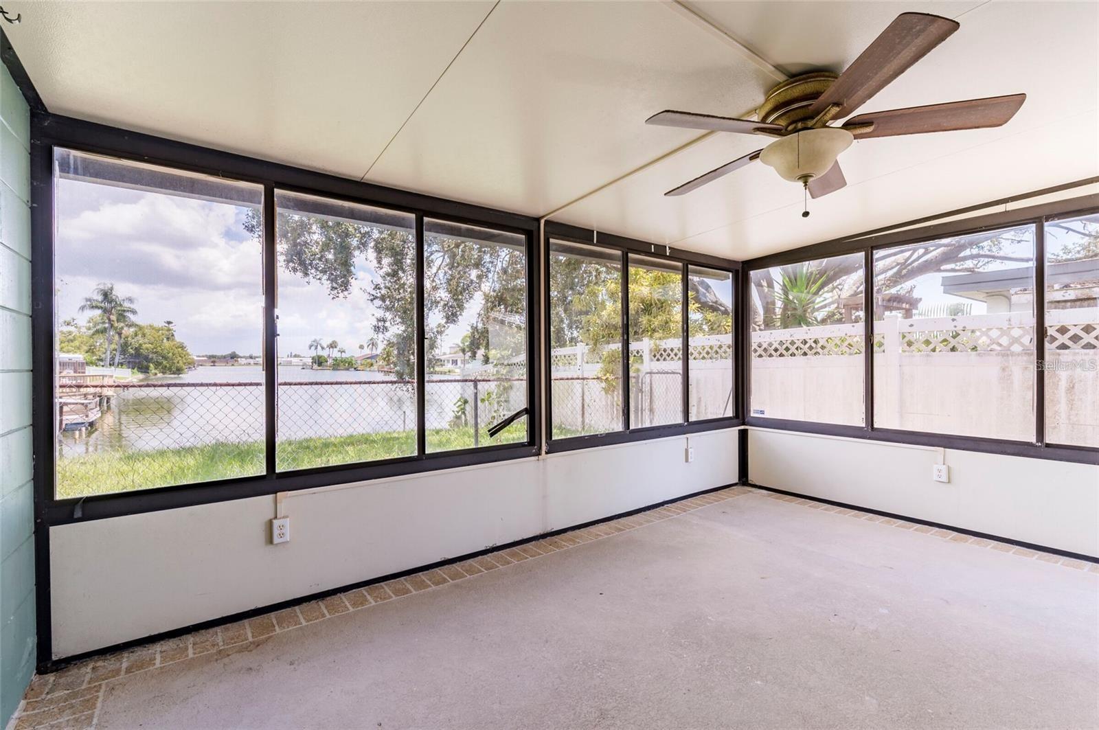 Image 13 of 27 For 2640 Albion Street