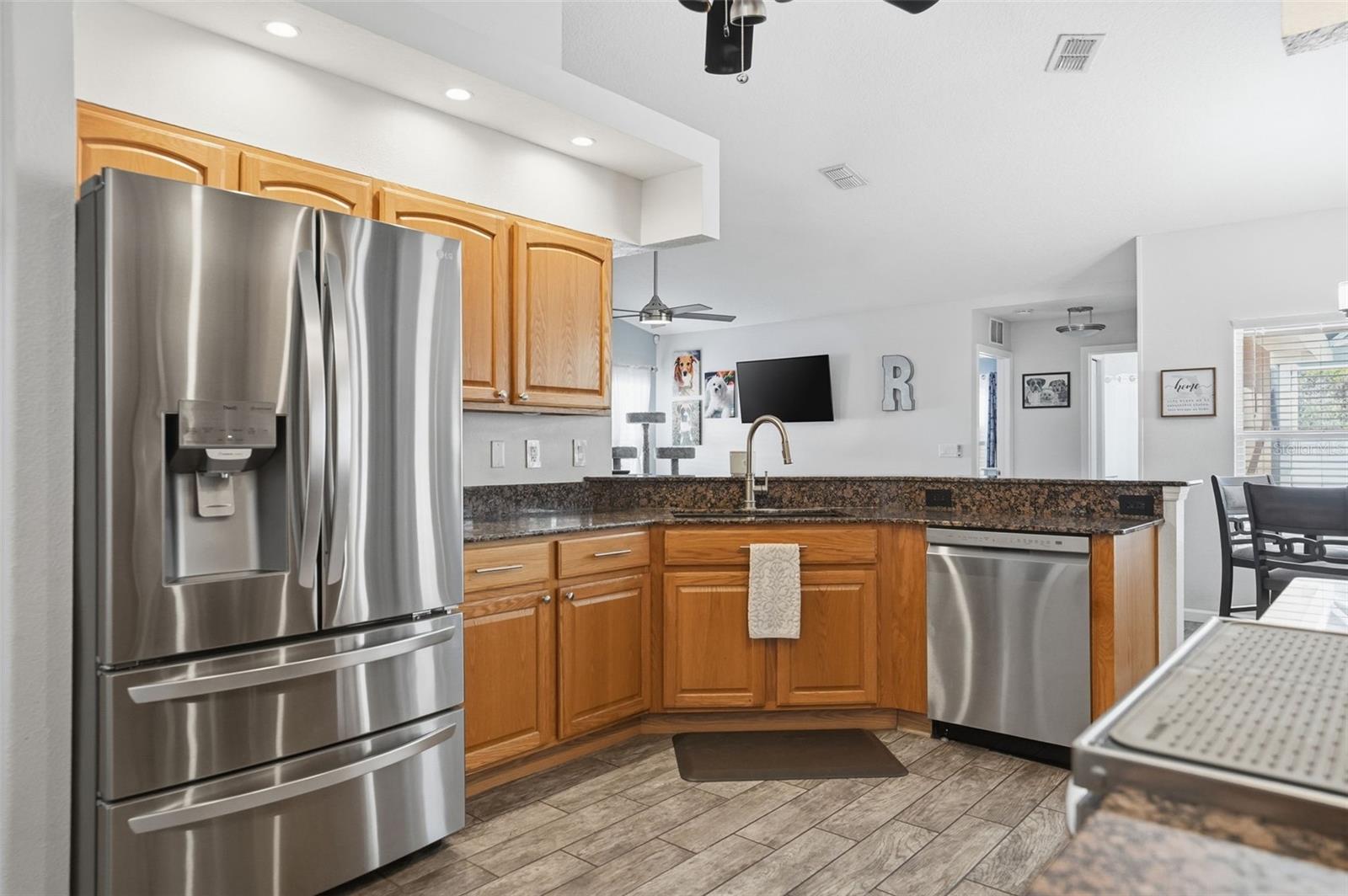 Image 11 of 68 For 14322 Nugent Circle