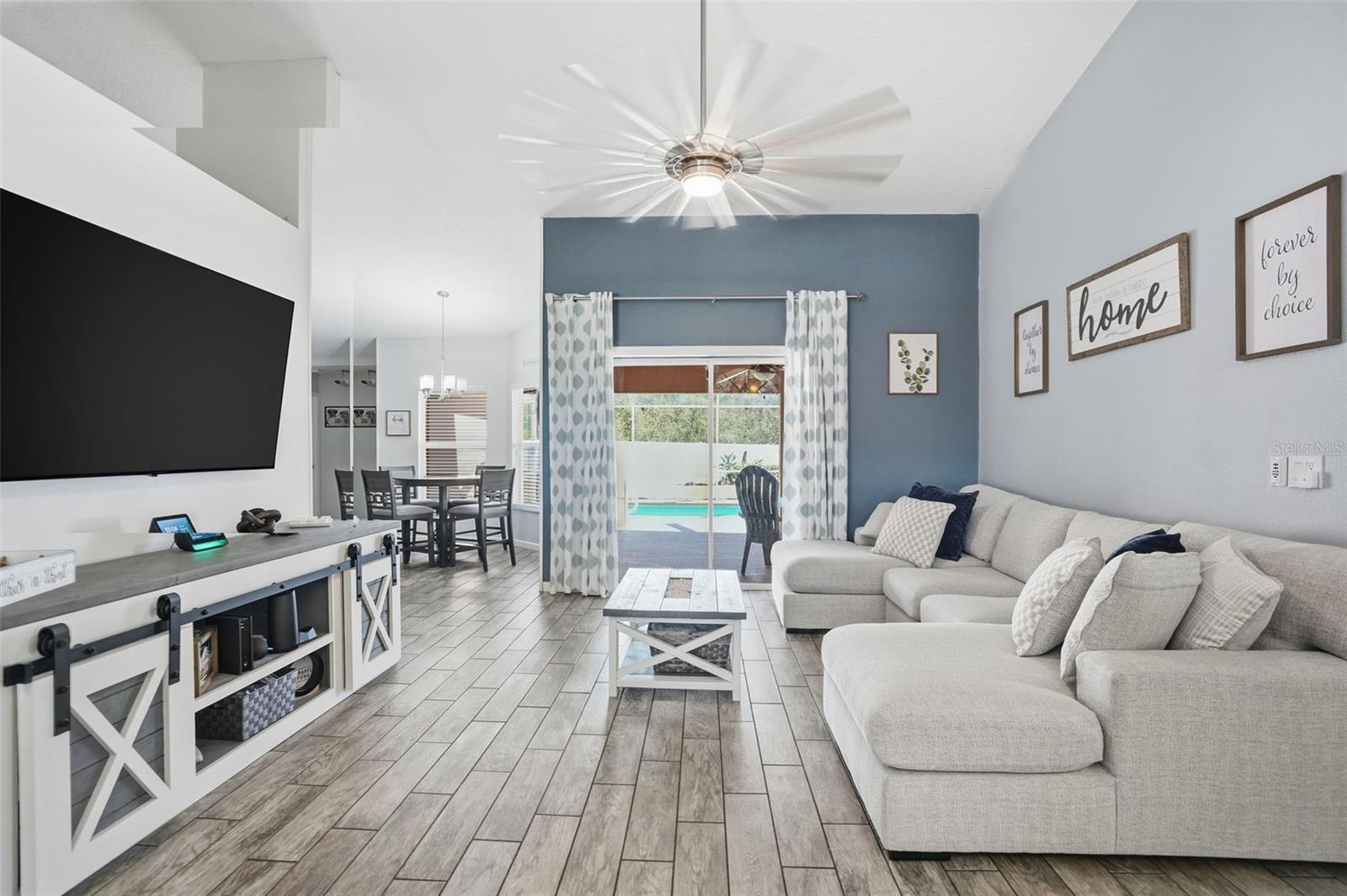 Image 17 of 68 For 14322 Nugent Circle