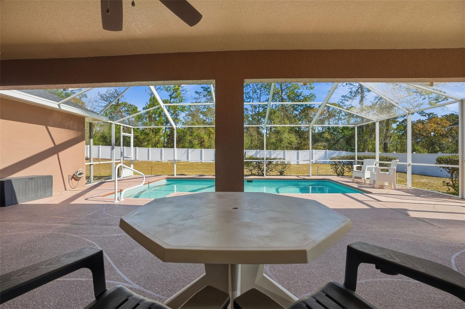 Image 21 of 68 For 14322 Nugent Circle