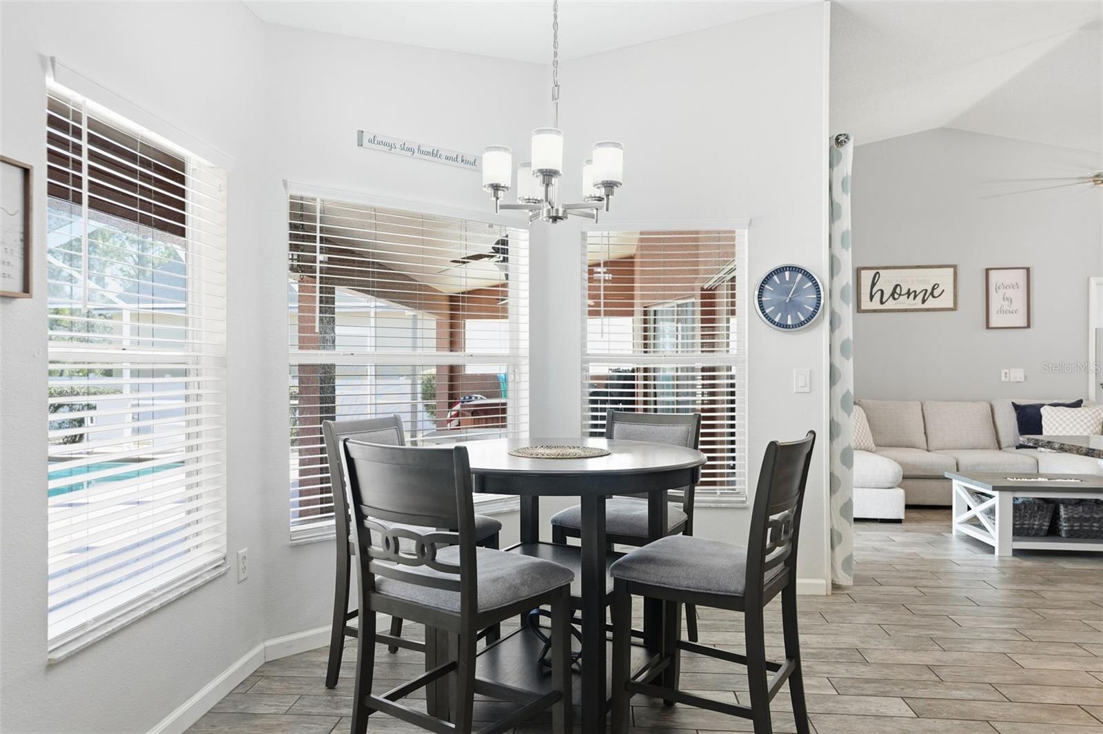 Image 26 of 68 For 14322 Nugent Circle