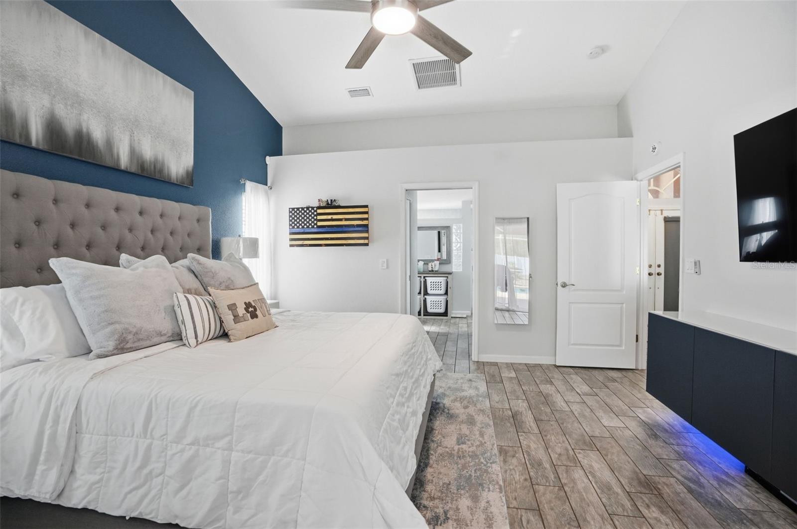 Image 31 of 68 For 14322 Nugent Circle