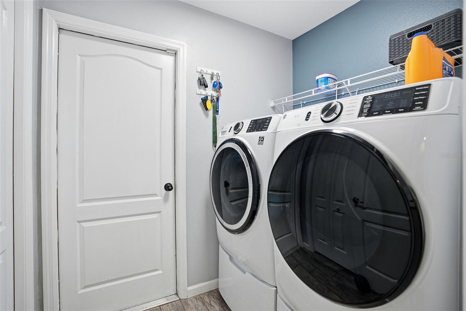 Image 39 of 68 For 14322 Nugent Circle