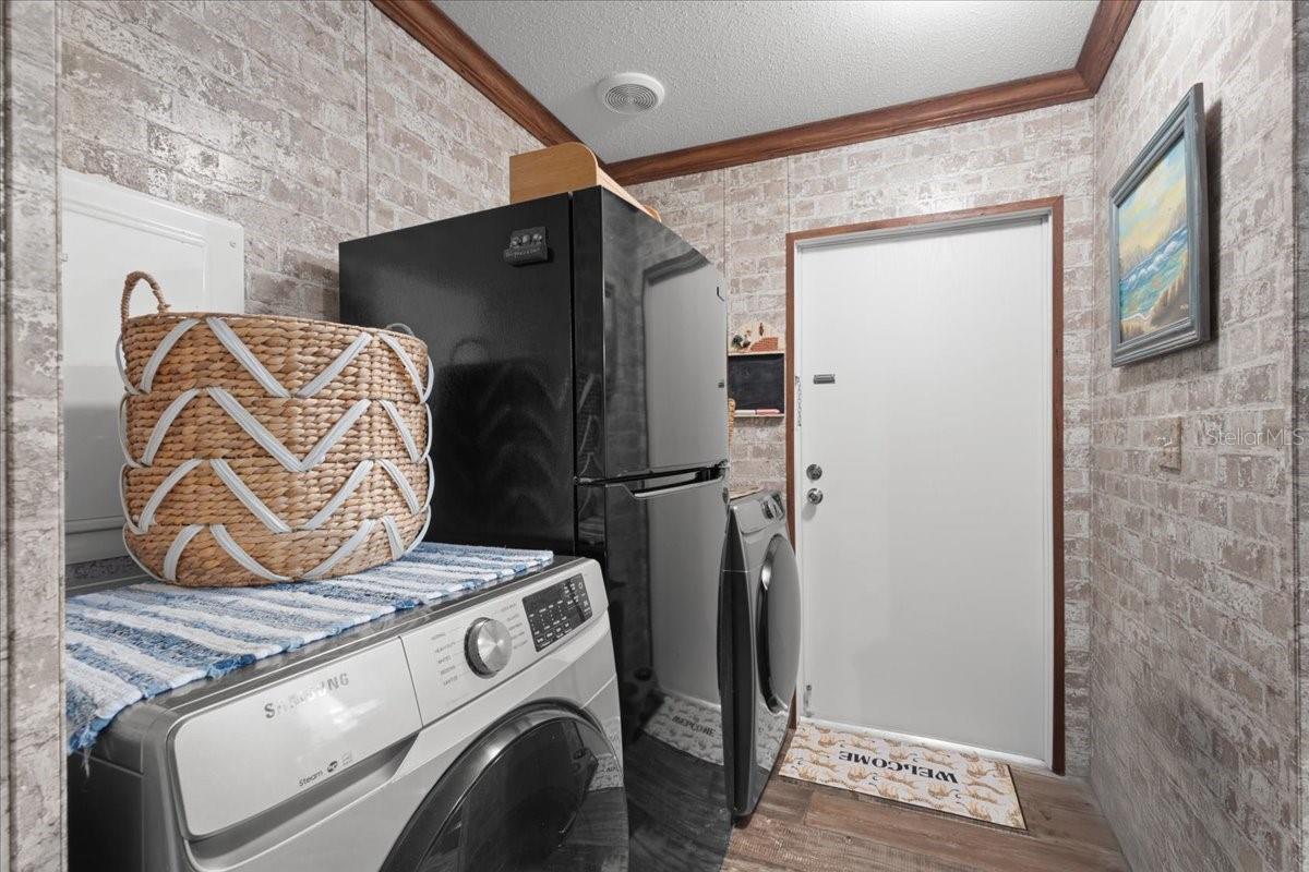 Image 19 of 23 For 5829 11th Avenue