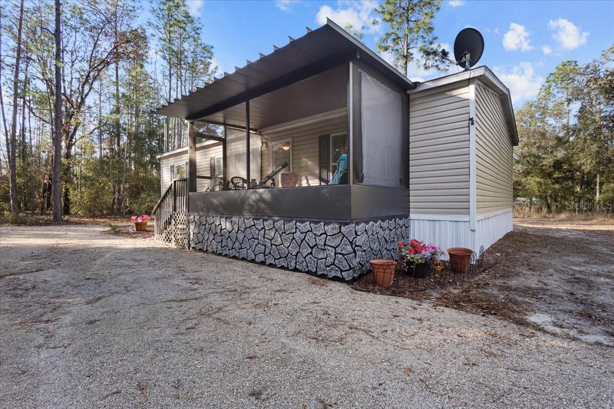 Image 3 of 23 For 5829 11th Avenue