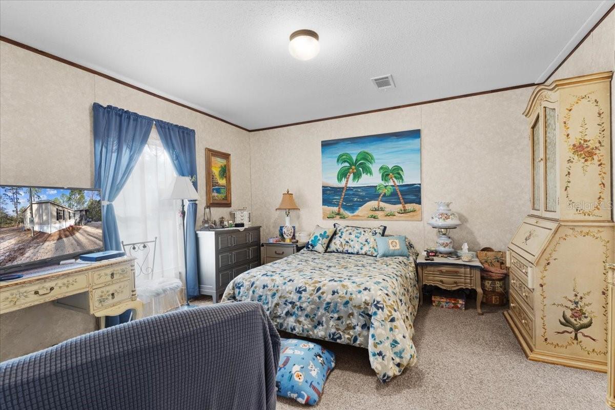 Image 9 of 23 For 5829 11th Avenue