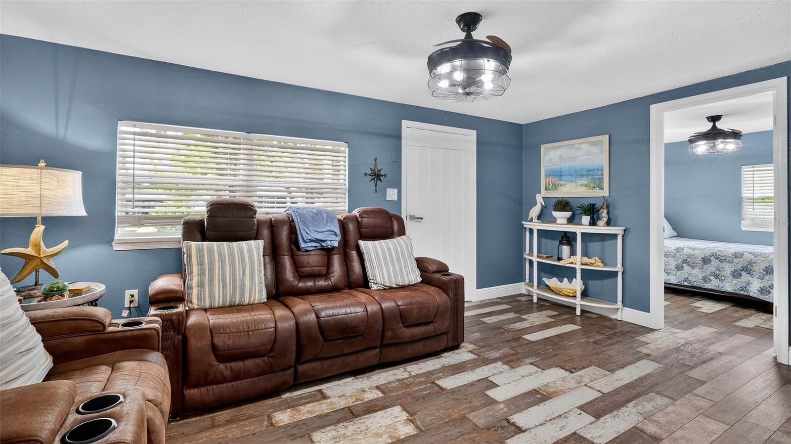 Image 15 of 45 For 5411 Teal Drive