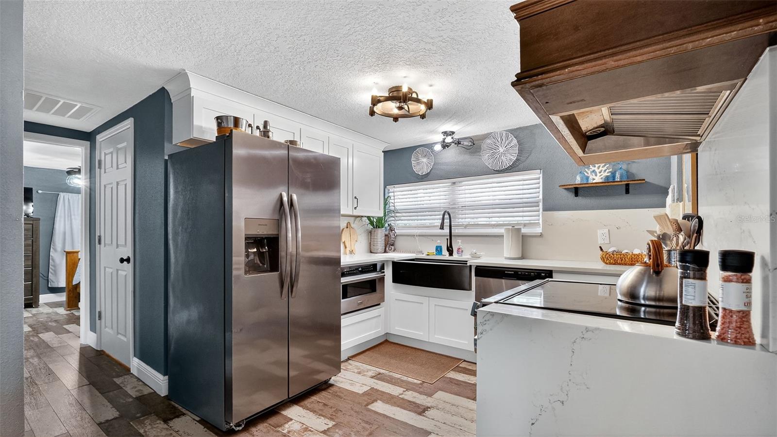 Image 16 of 45 For 5411 Teal Drive