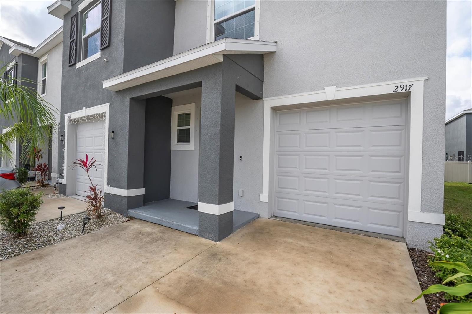 Image 2 of 26 For 2917 Suncoast Plains Drive