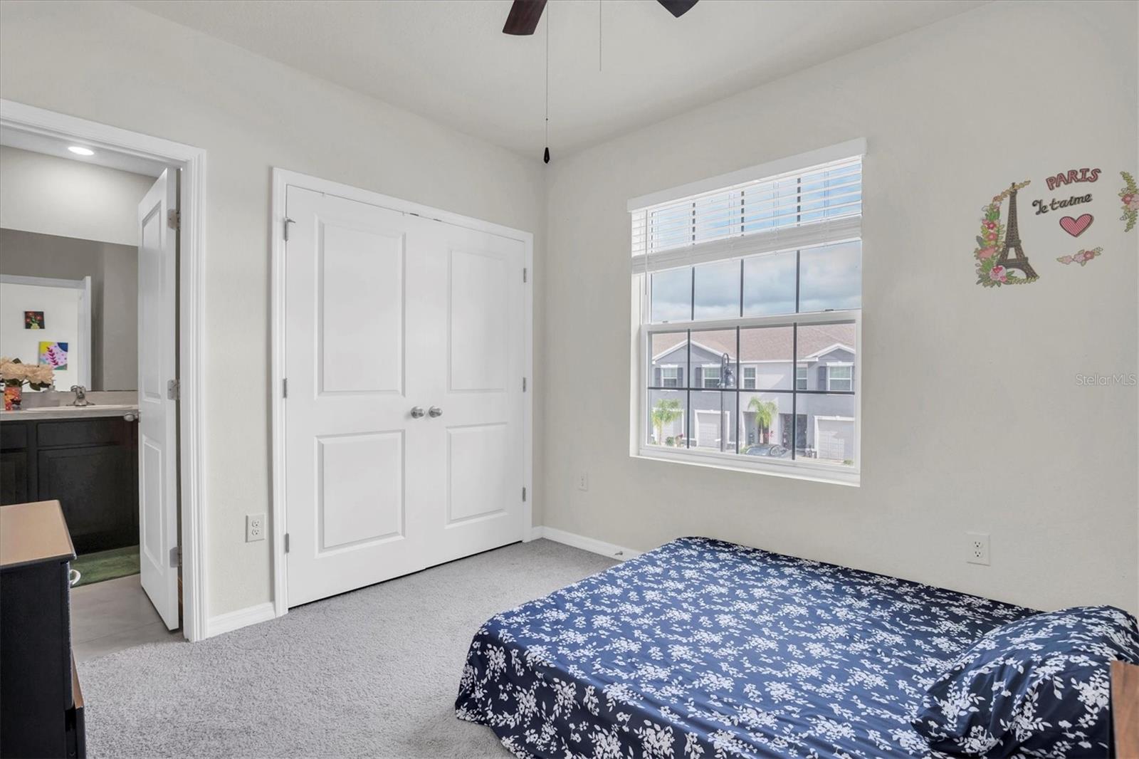 Image 20 of 26 For 2917 Suncoast Plains Drive