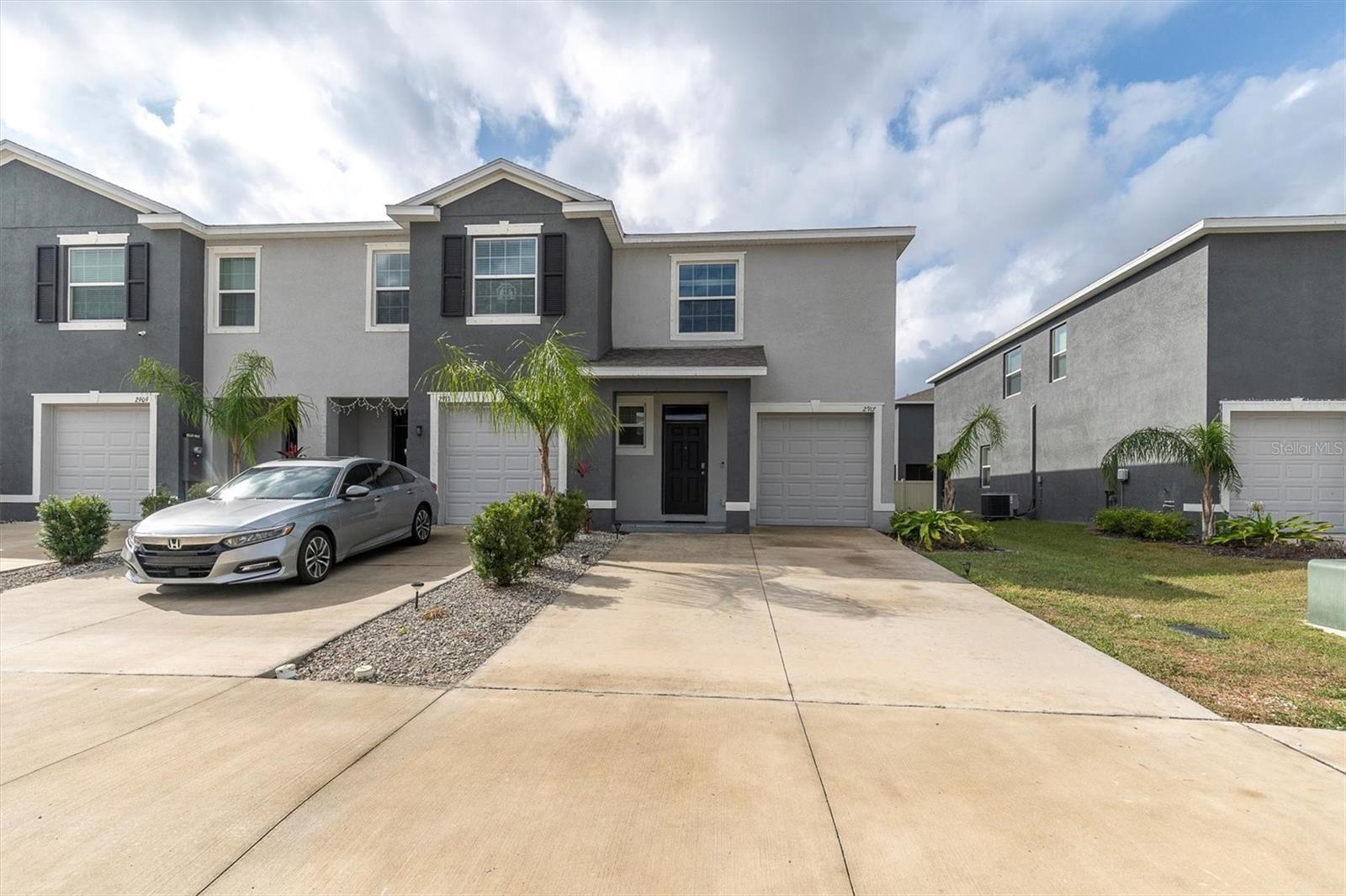 Image 26 of 26 For 2917 Suncoast Plains Drive