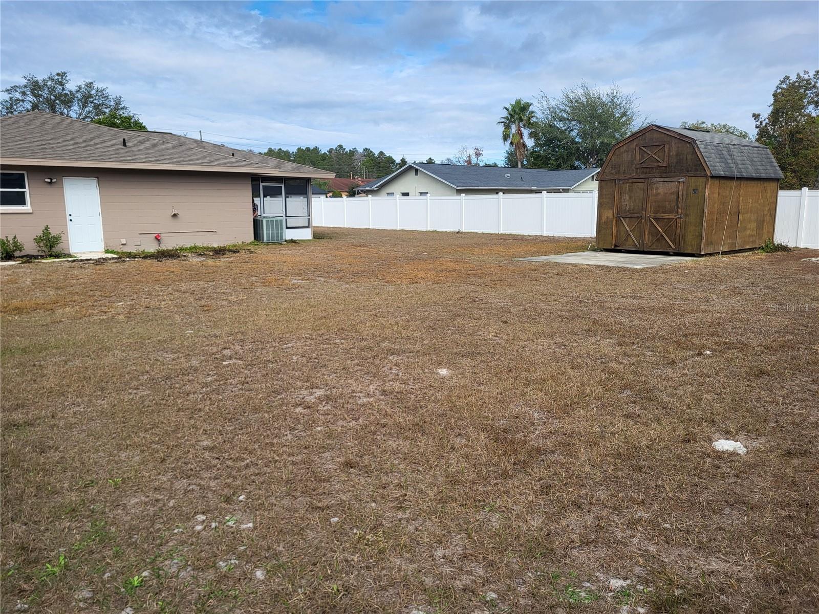 Image 21 of 29 For 9115 Patio Court
