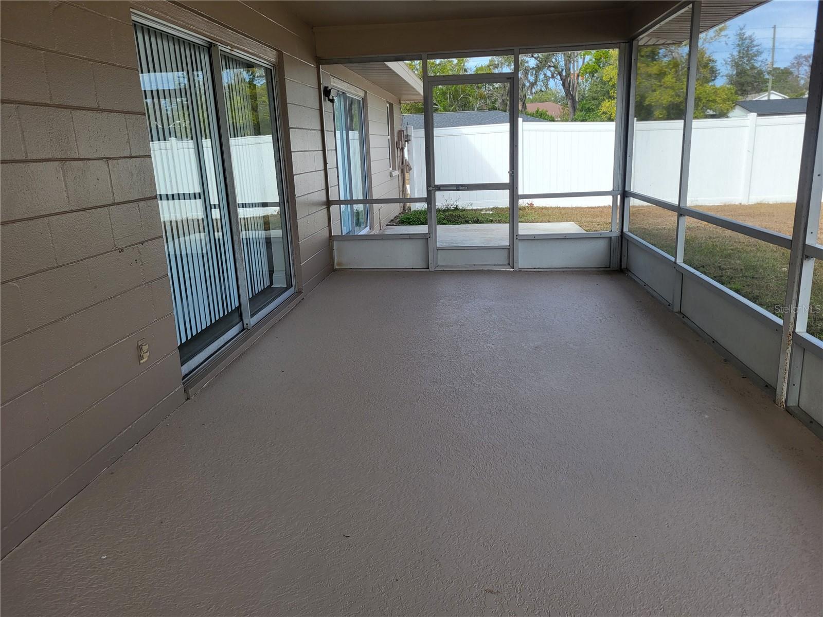 Image 25 of 29 For 9115 Patio Court