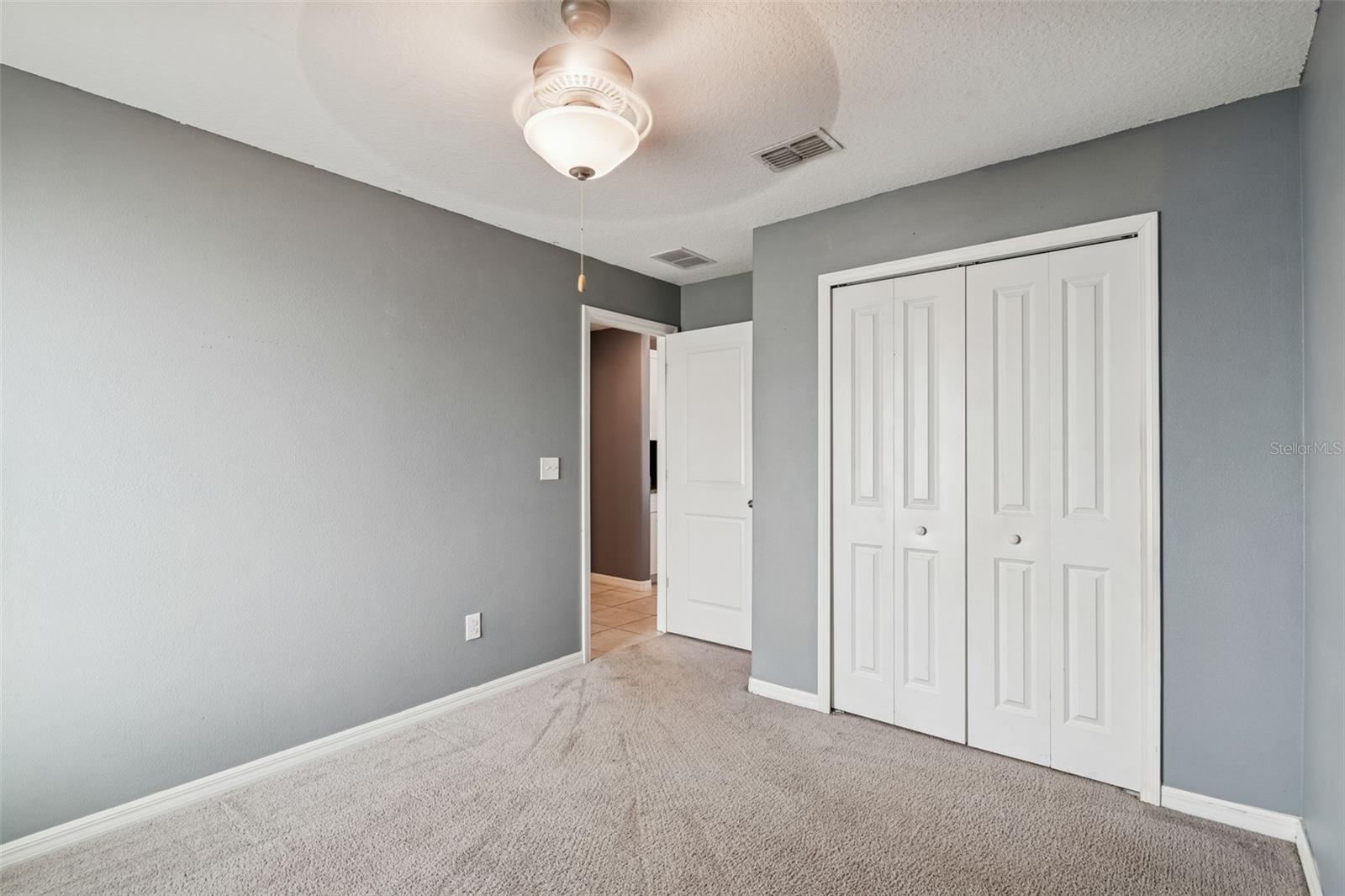 Image 31 of 72 For 6065 Spring Crayfish Avenue