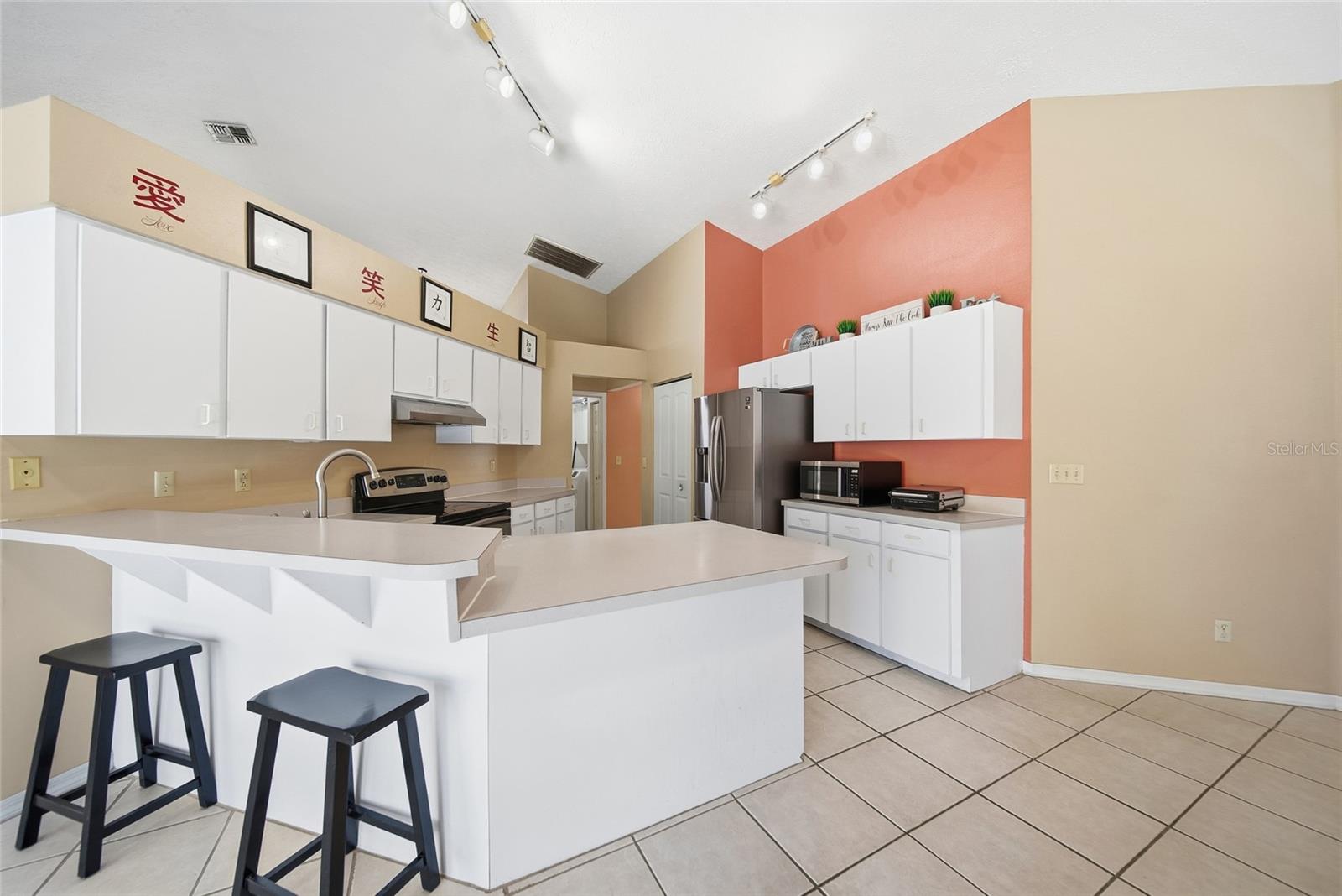 Image 10 of 38 For 2813 Aston Avenue