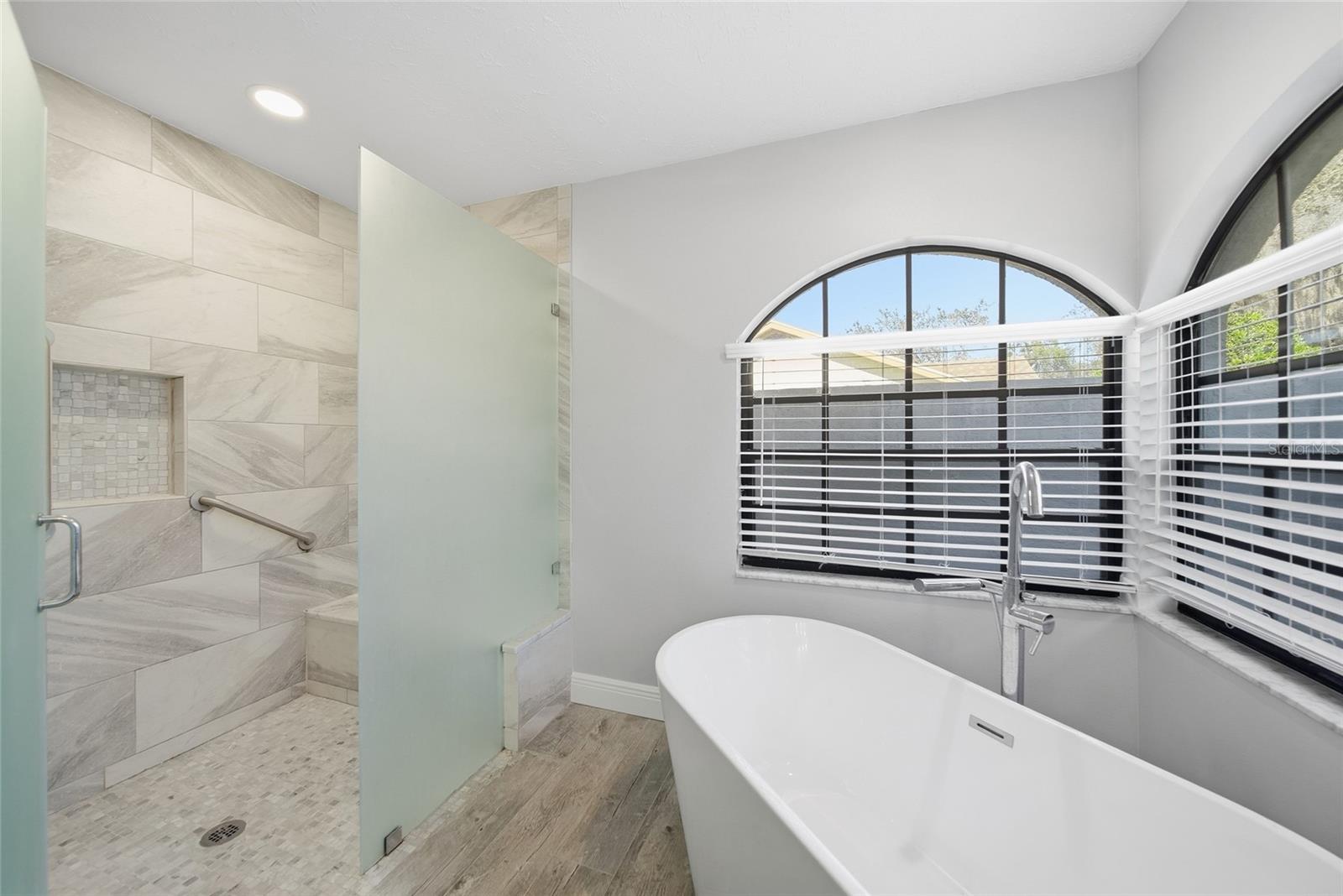 Image 22 of 38 For 2813 Aston Avenue