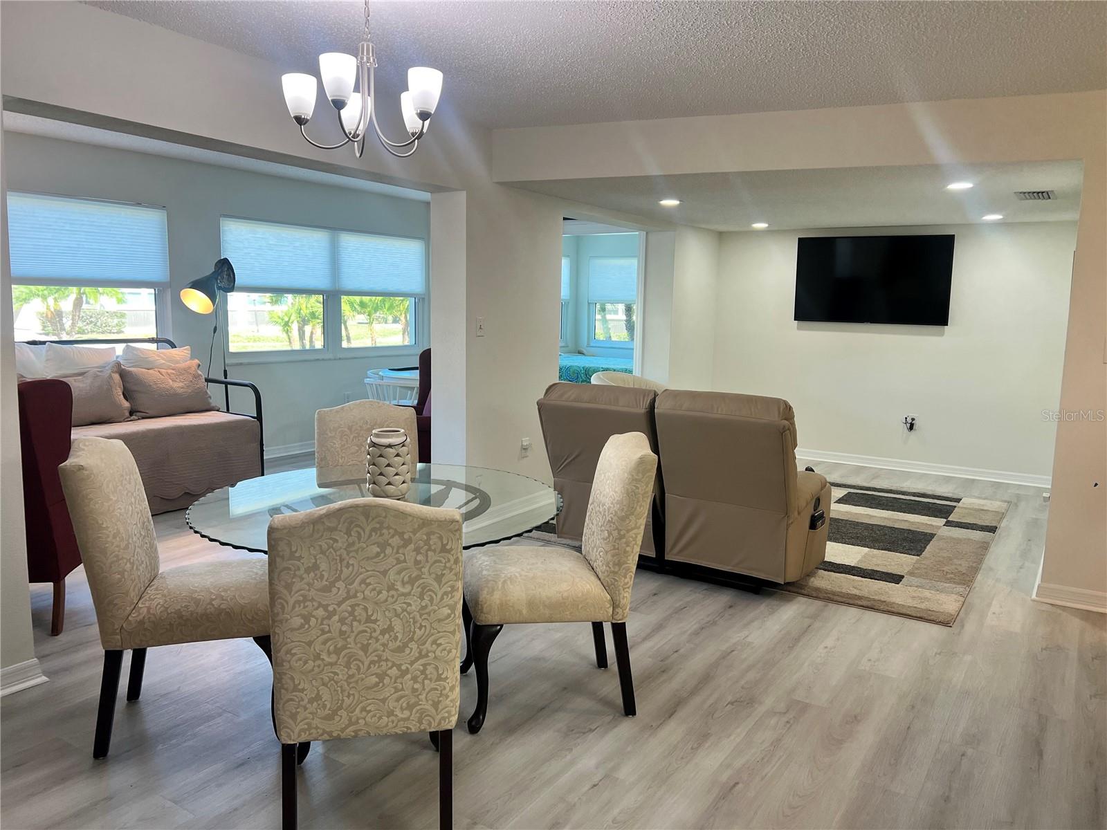 Image 3 of 25 For 4715 Jasper Drive 101