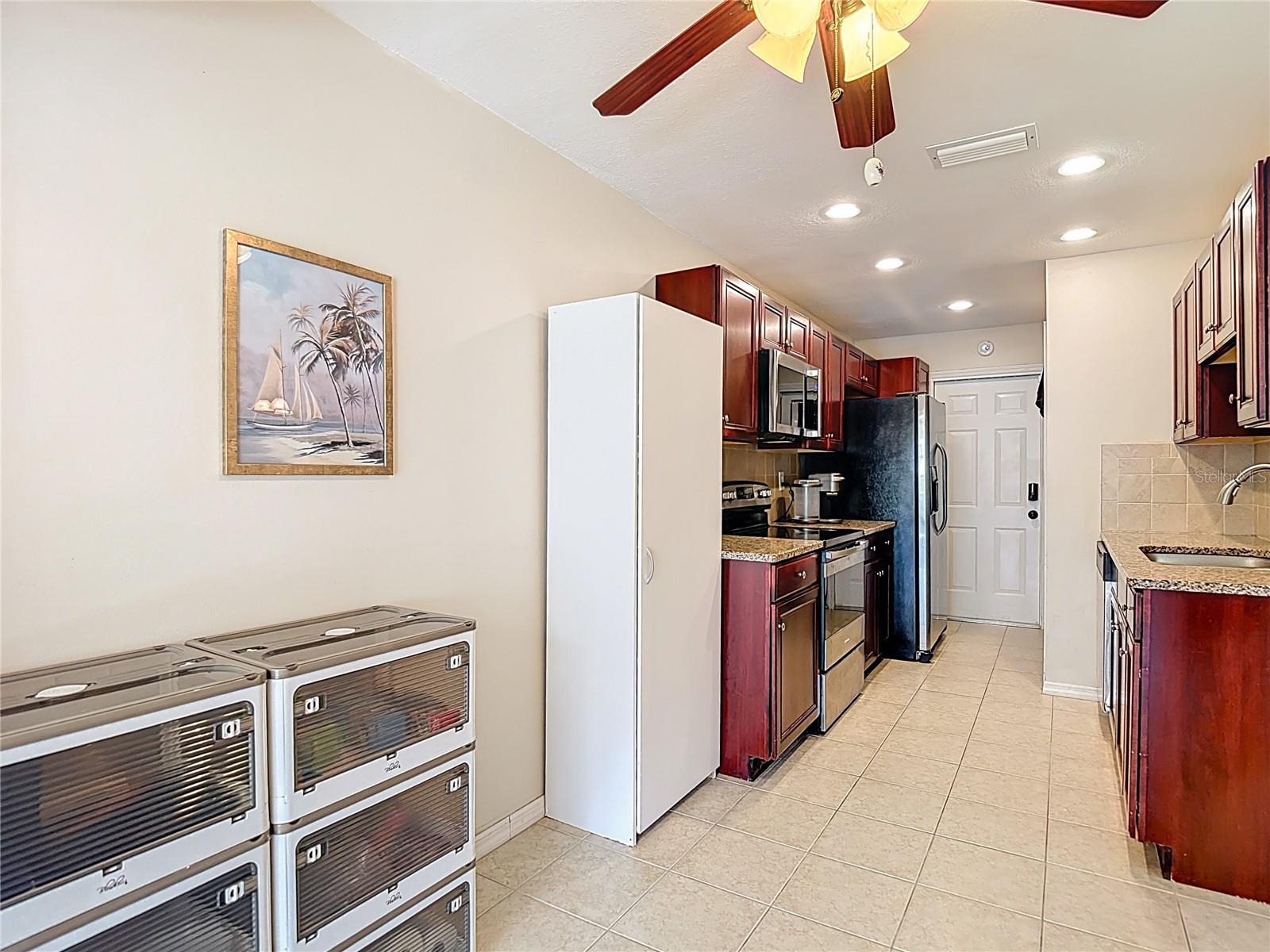 Image 10 of 32 For 7385 Crestwood Drive