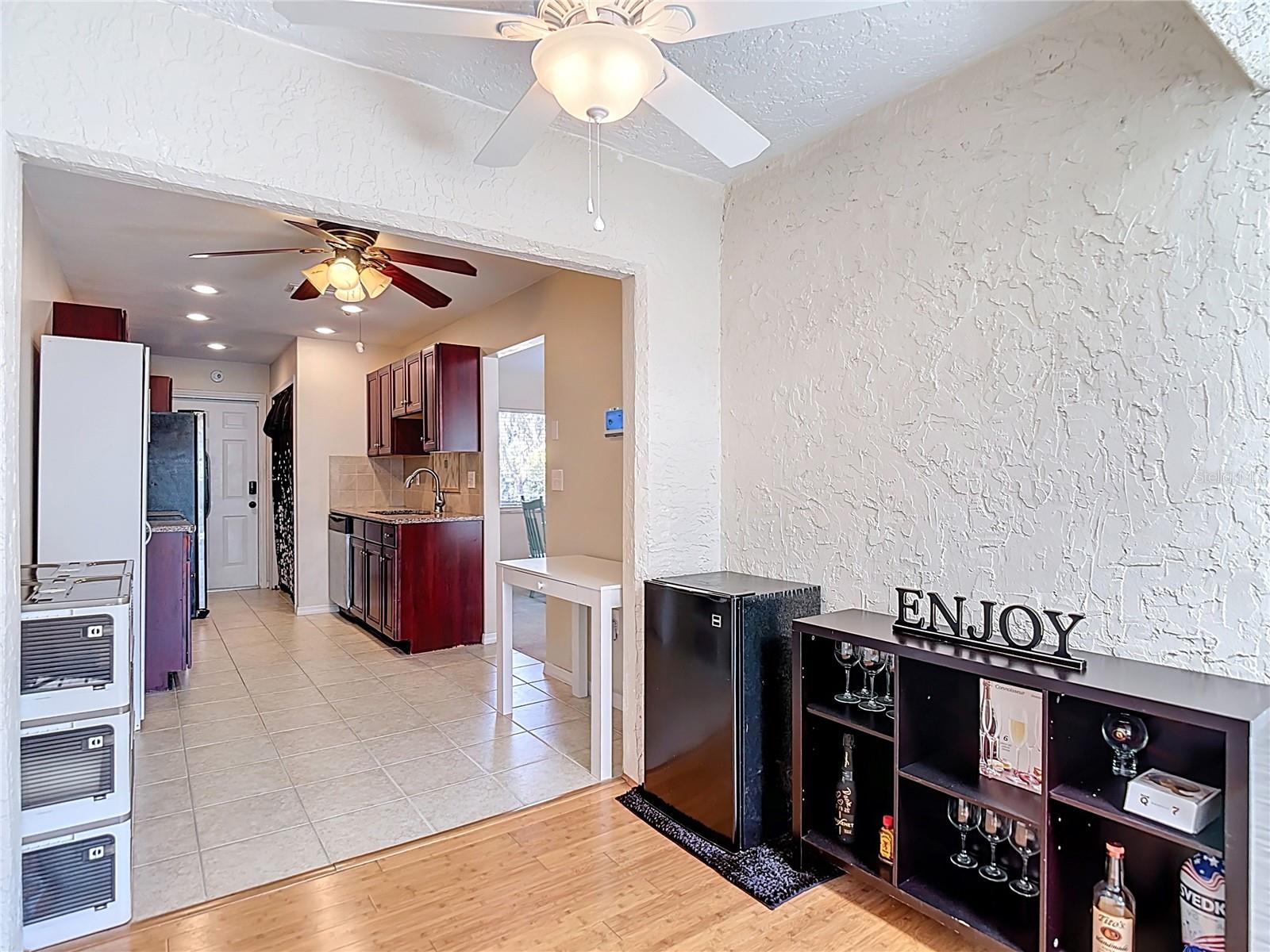 Image 11 of 32 For 7385 Crestwood Drive