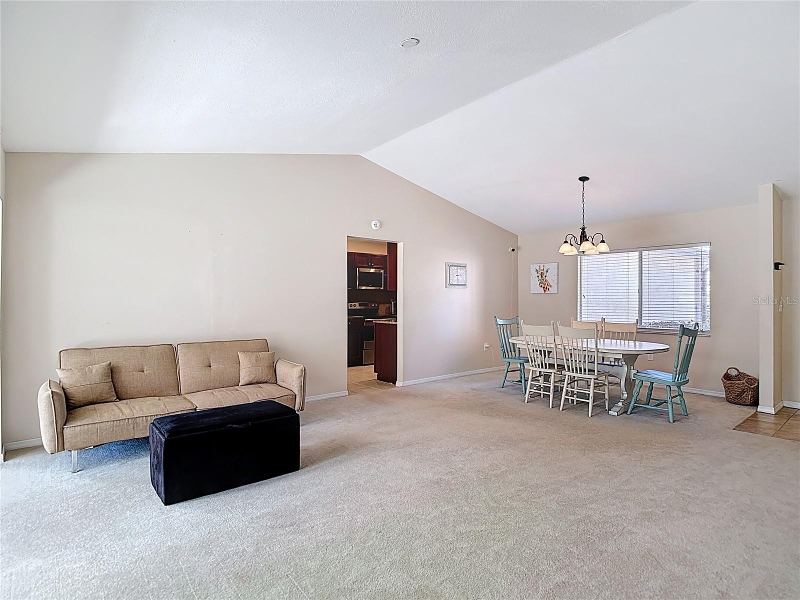 Image 17 of 32 For 7385 Crestwood Drive