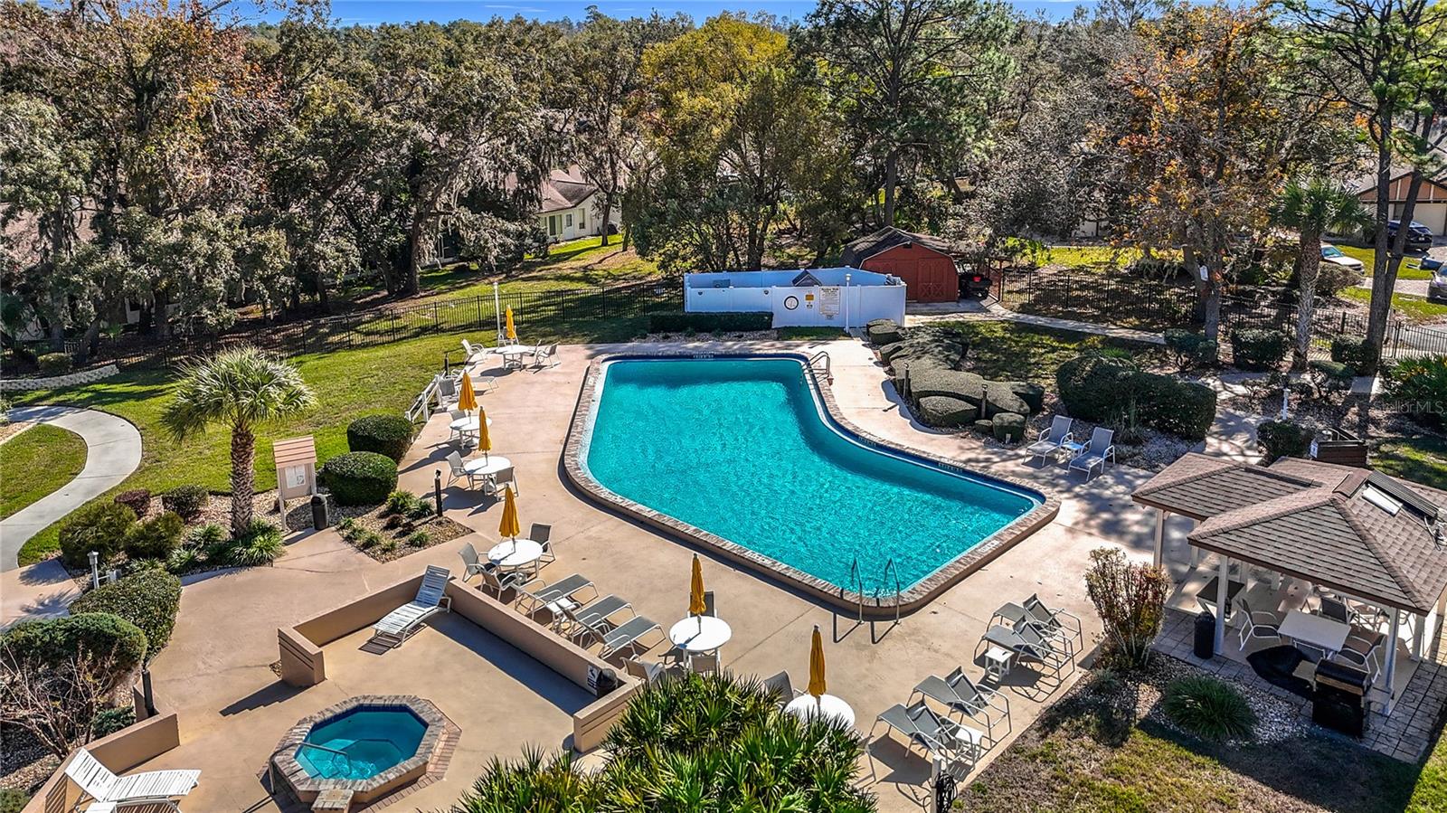 Image 4 of 32 For 7385 Crestwood Drive