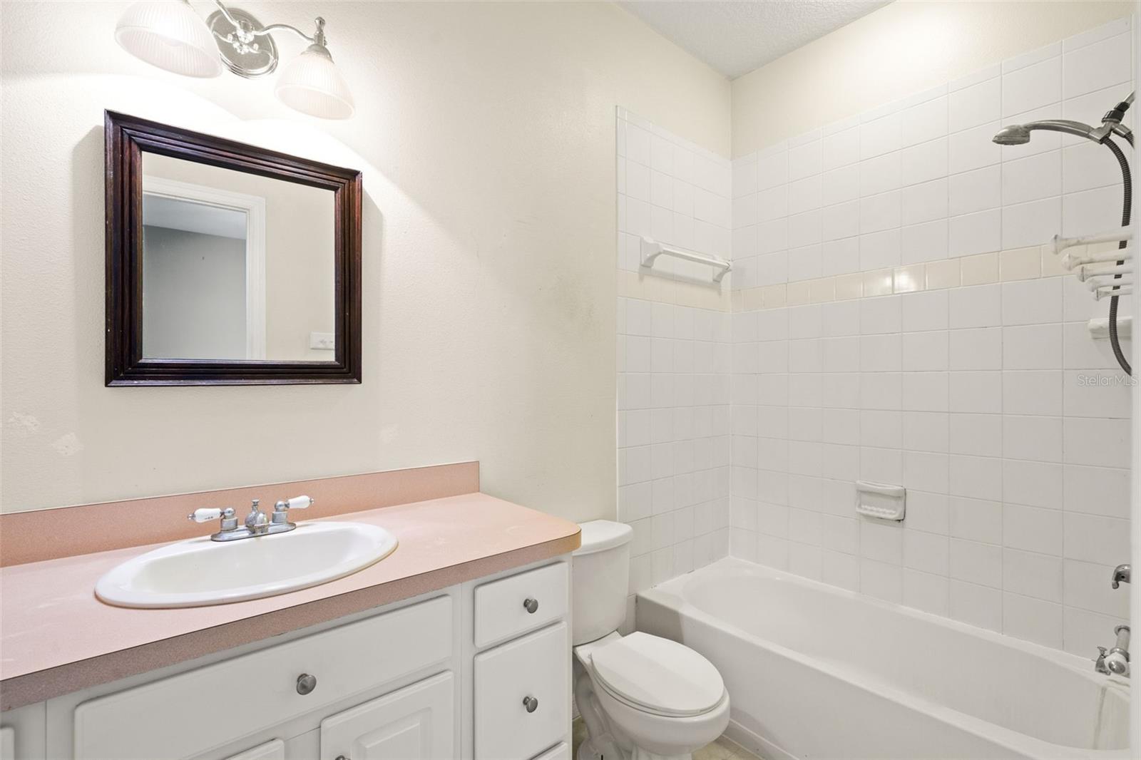 Image 17 of 42 For 38116 Archer Avenue