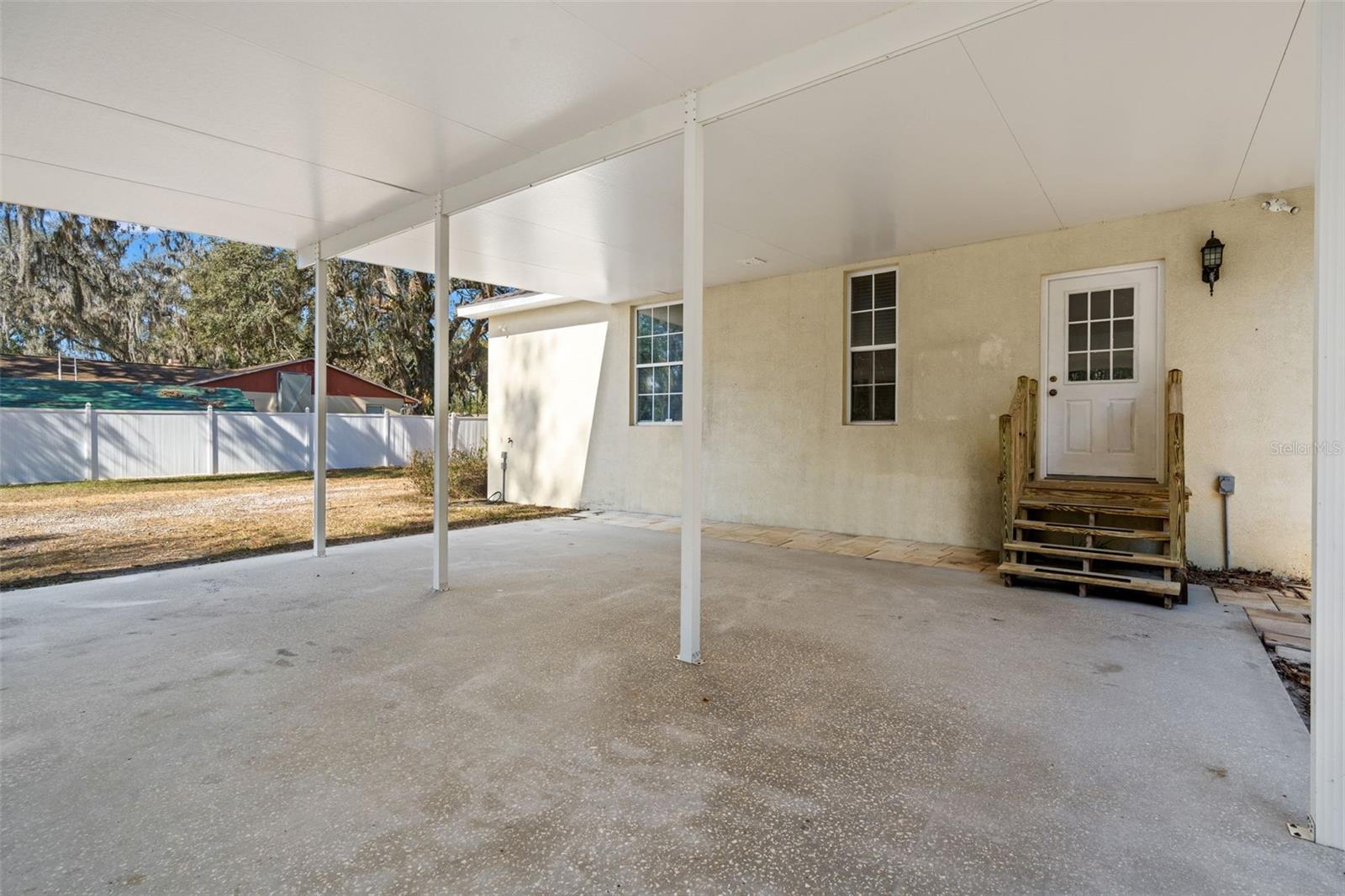 Image 26 of 42 For 38116 Archer Avenue