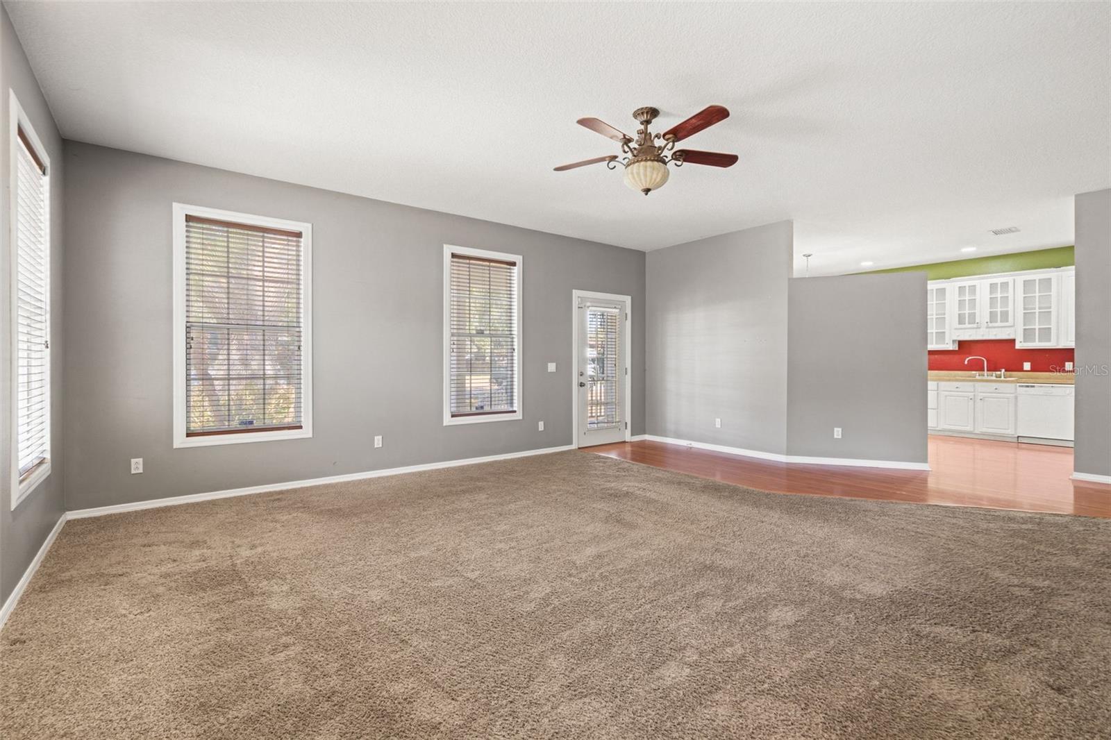 Image 3 of 42 For 38116 Archer Avenue