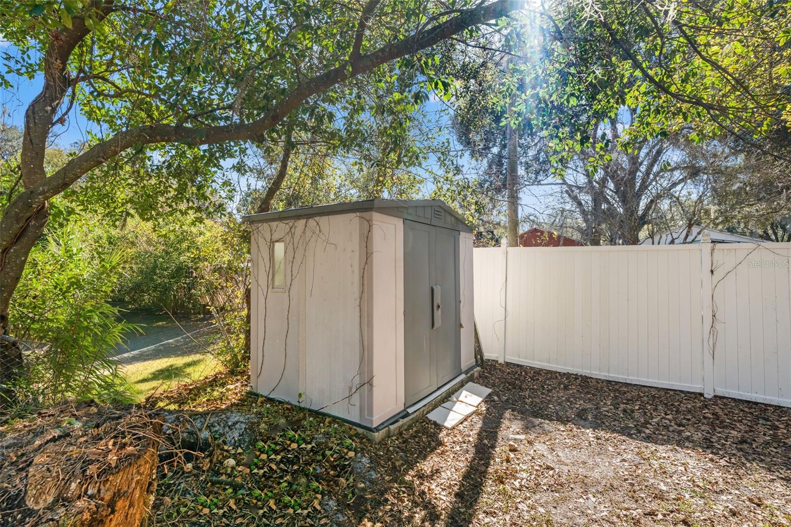 Image 32 of 42 For 38116 Archer Avenue