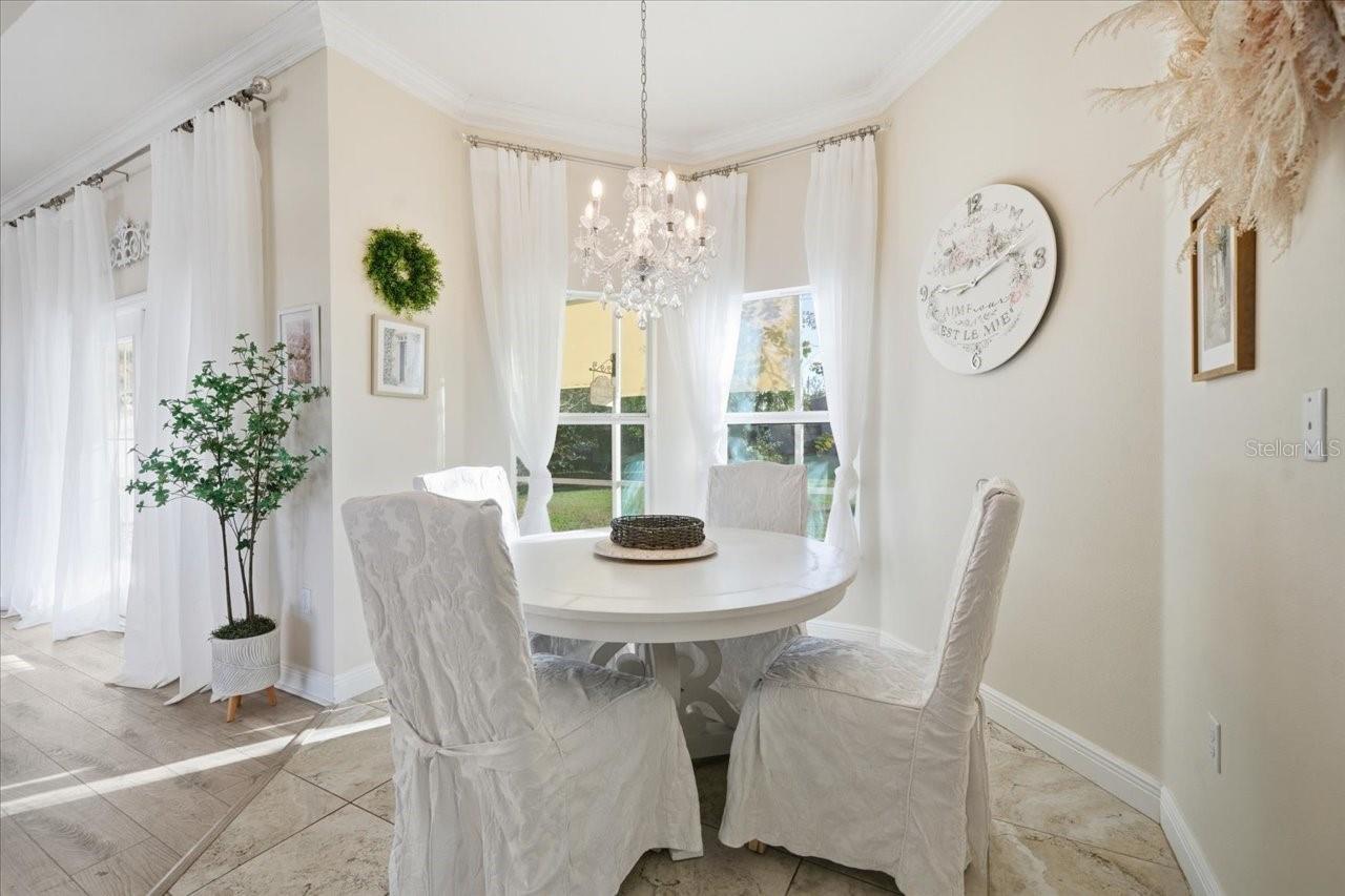 Image 18 of 36 For 6320 Kingway Lane