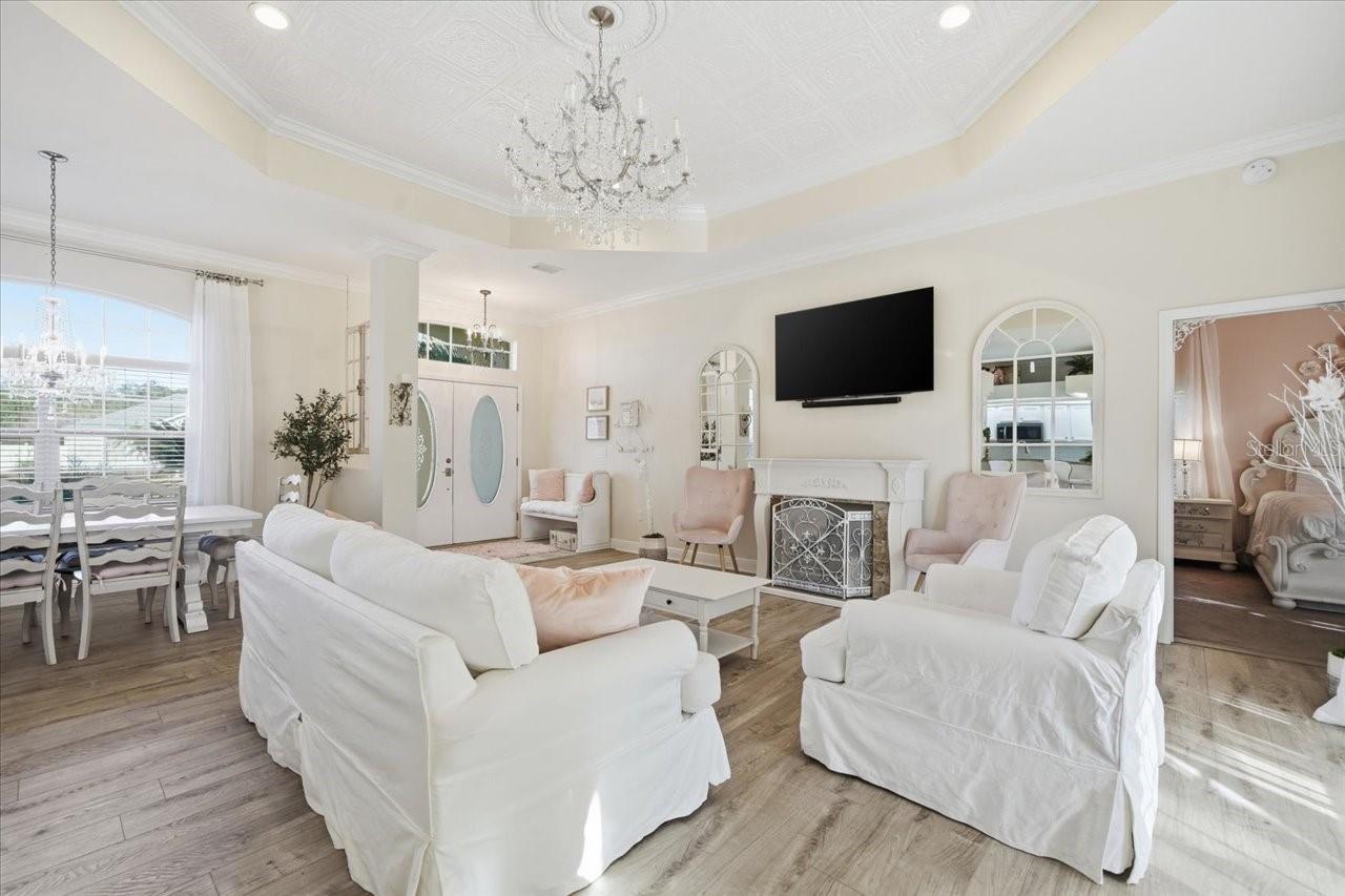 Image 7 of 36 For 6320 Kingway Lane