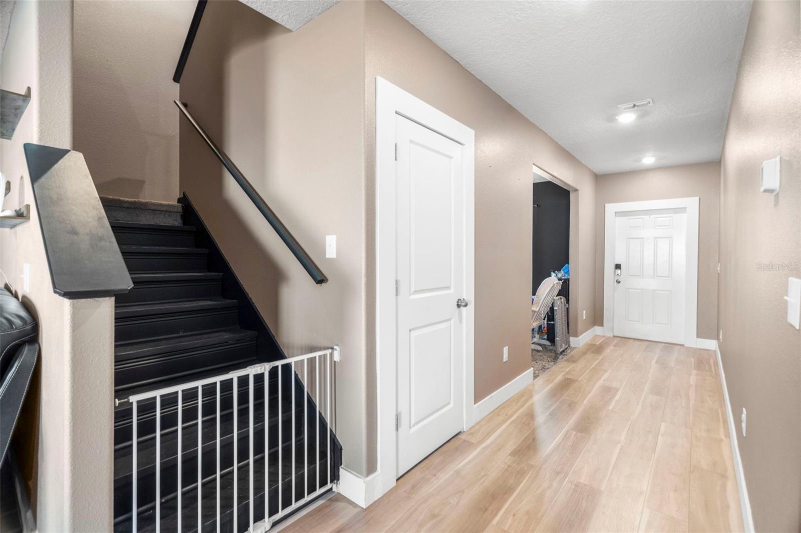 Image 11 of 46 For 6601 Rainbow Springs Lane