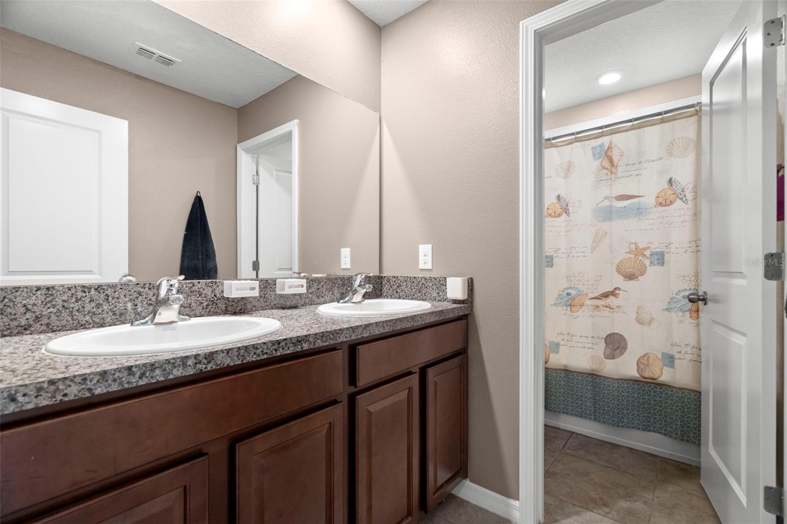 Image 13 of 46 For 6601 Rainbow Springs Lane