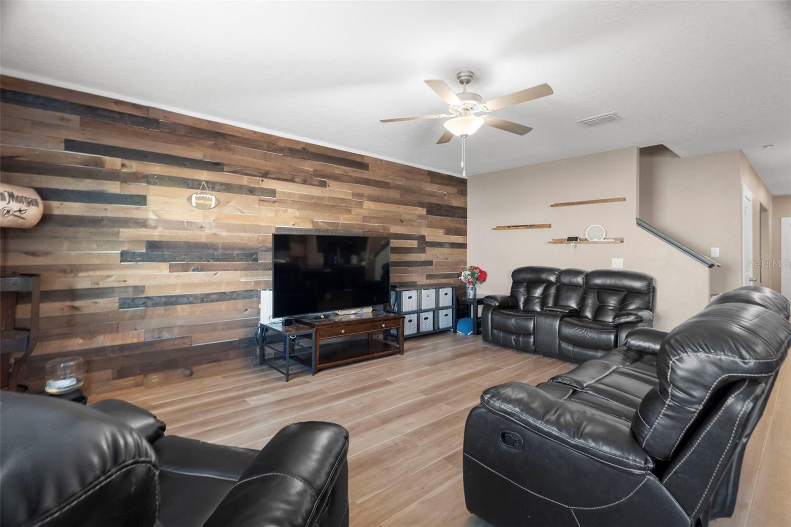 Image 27 of 46 For 6601 Rainbow Springs Lane