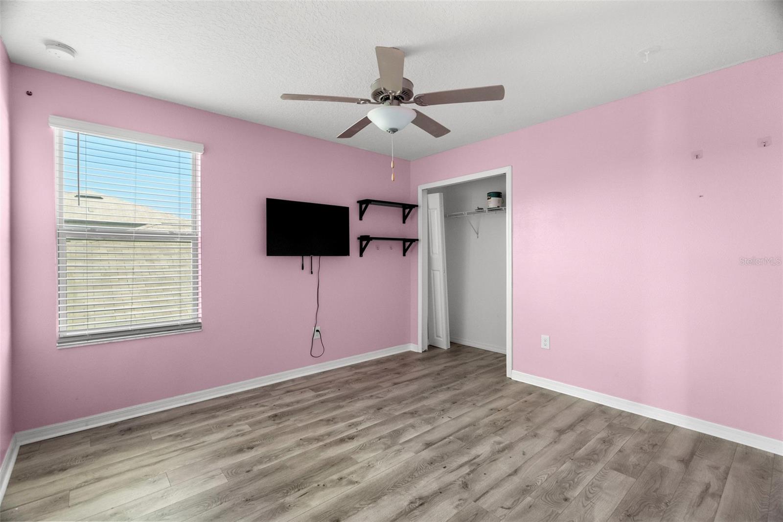 Image 34 of 46 For 6601 Rainbow Springs Lane