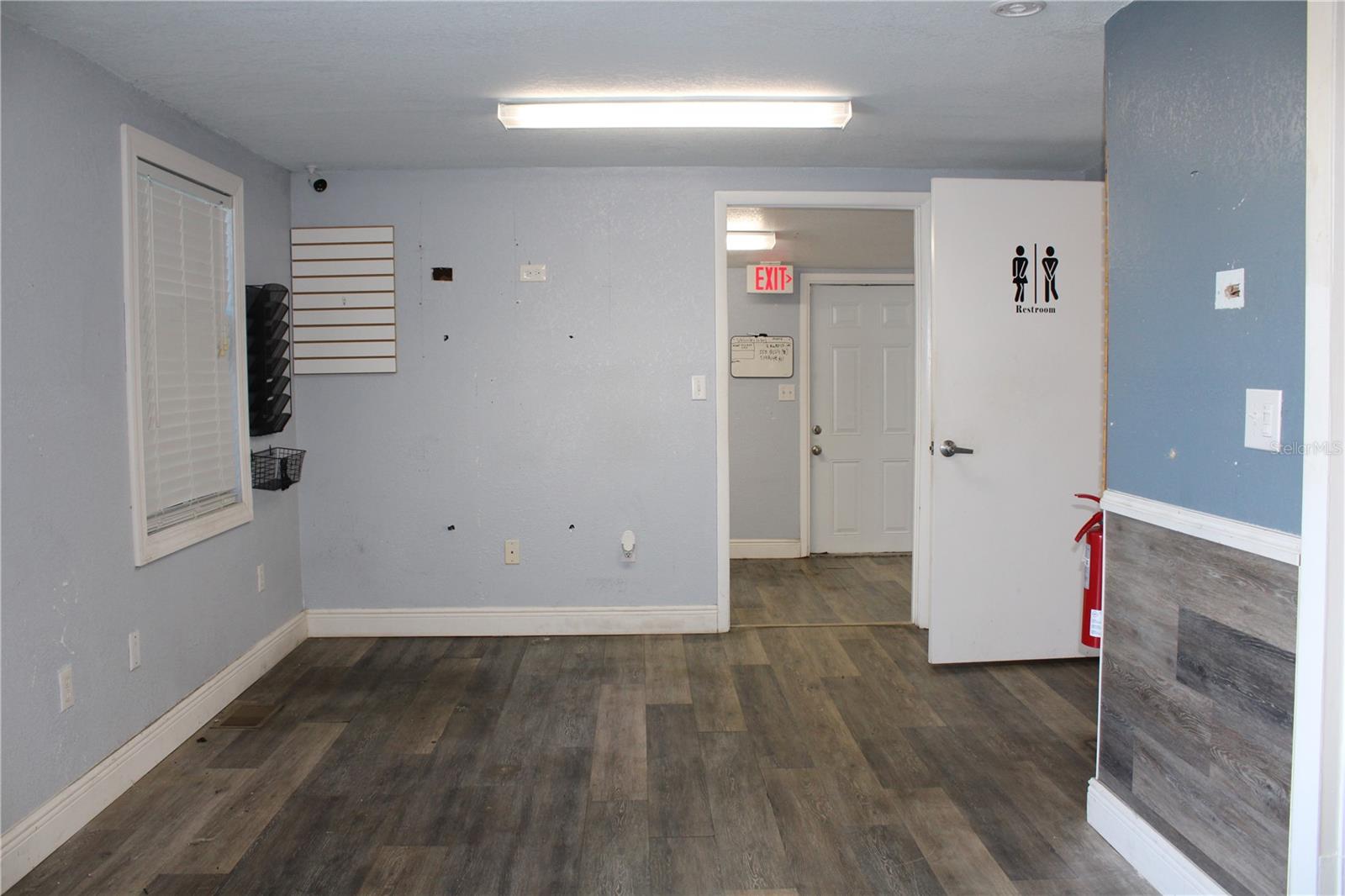 Image 6 of 23 For 5134 Plyna Street