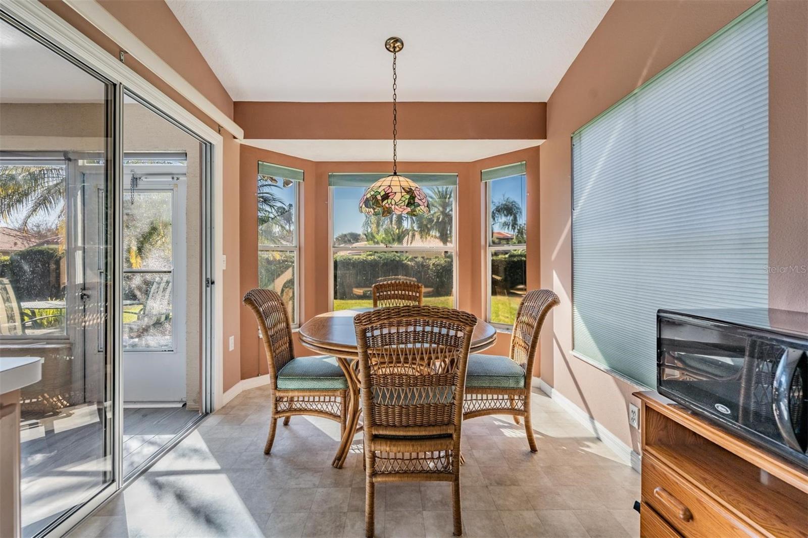 Image 10 of 48 For 1211 Almondwood Drive