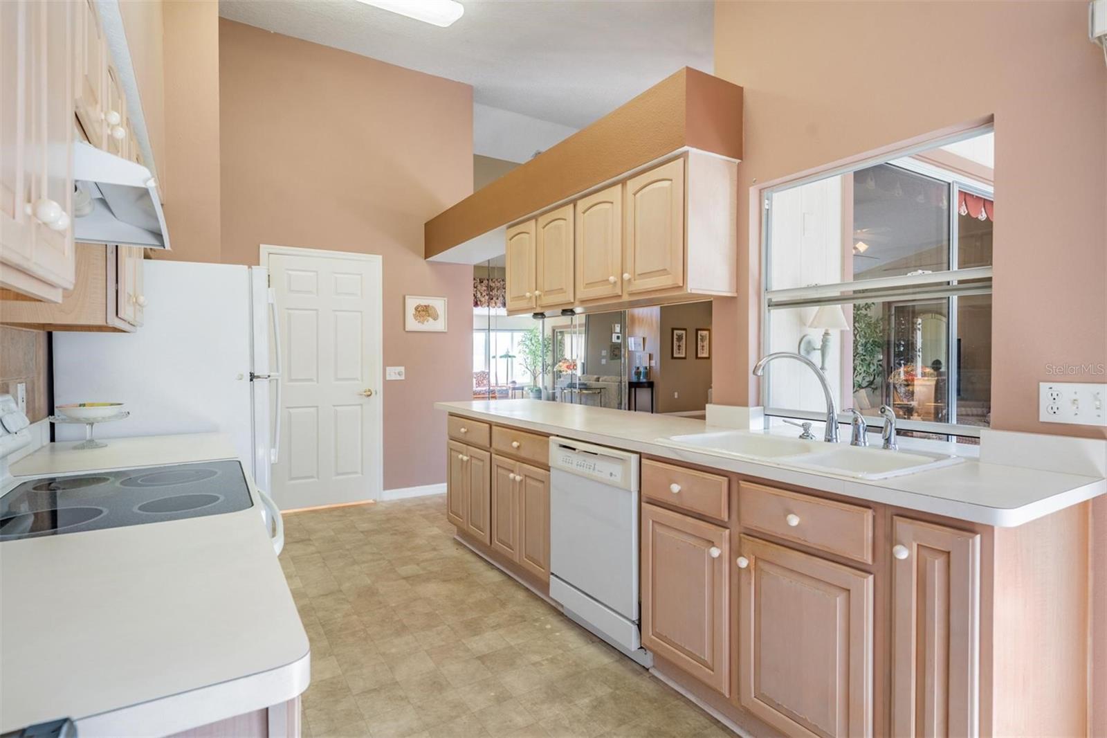 Image 7 of 48 For 1211 Almondwood Drive