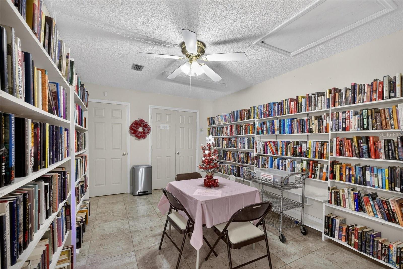 Listing photo id 41 for 7910 Hardwick Drive 723