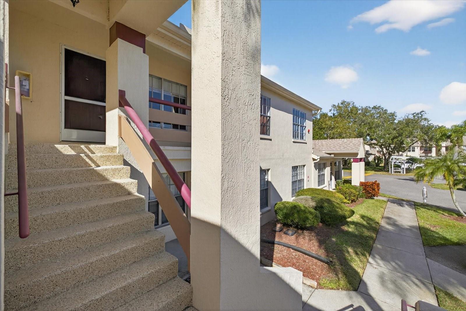 Listing photo id 4 for 7910 Hardwick Drive 723