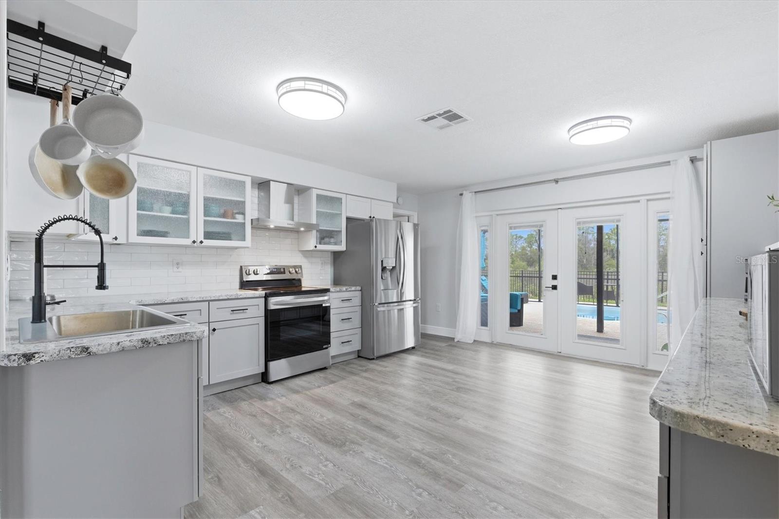 Image 18 of 62 For 7034 Southwind Drive