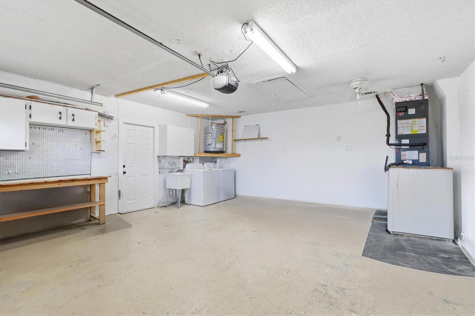 Image 34 of 62 For 7034 Southwind Drive