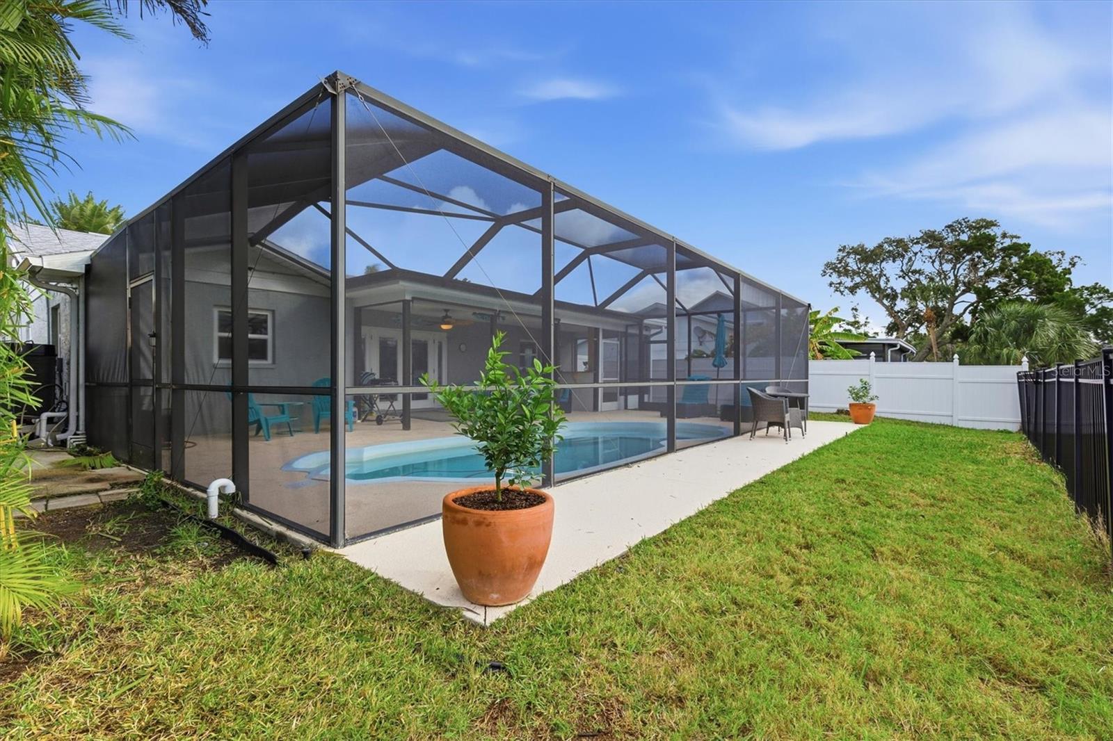 Image 46 of 62 For 7034 Southwind Drive