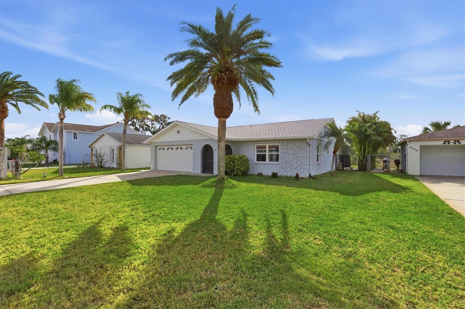 Image 8 of 62 For 7034 Southwind Drive