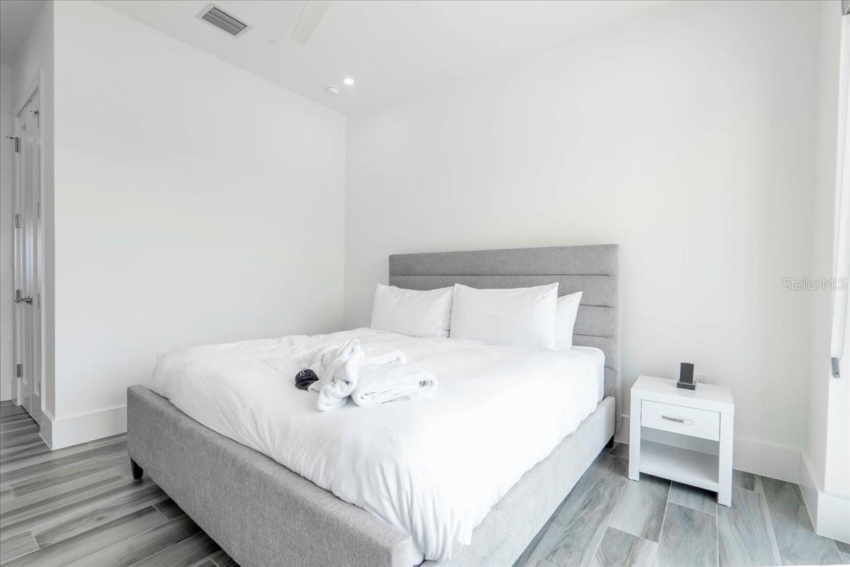 Image 15 of 100 For 810 39th Street Gulf